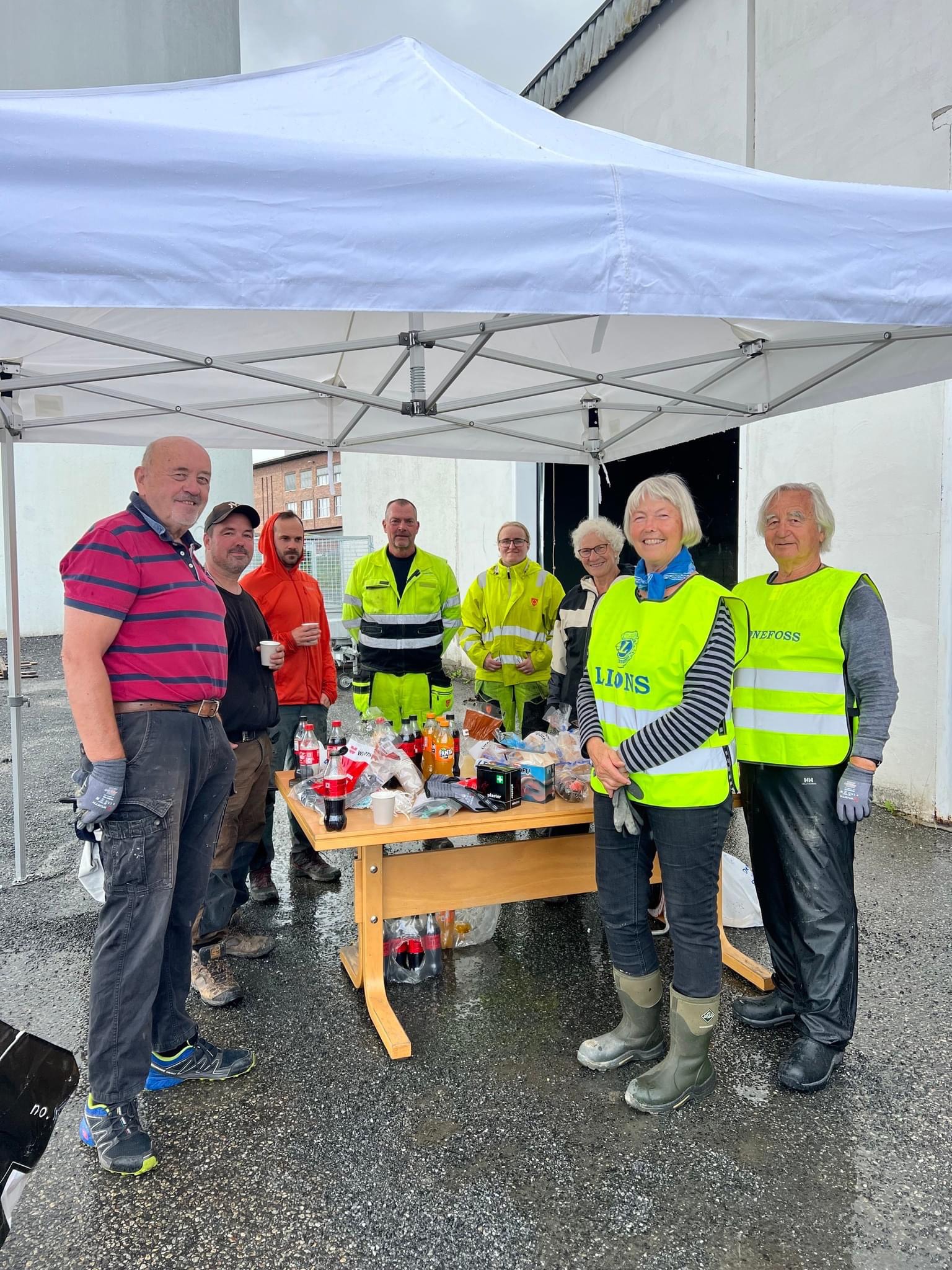 Dugnad for flomrammede